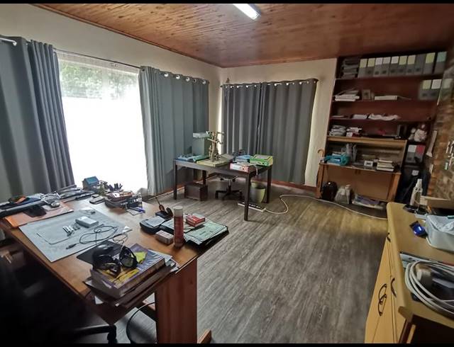 4 BEDROOM HOUSE FOR SALE IN VANDERBIJLPARK SE 2